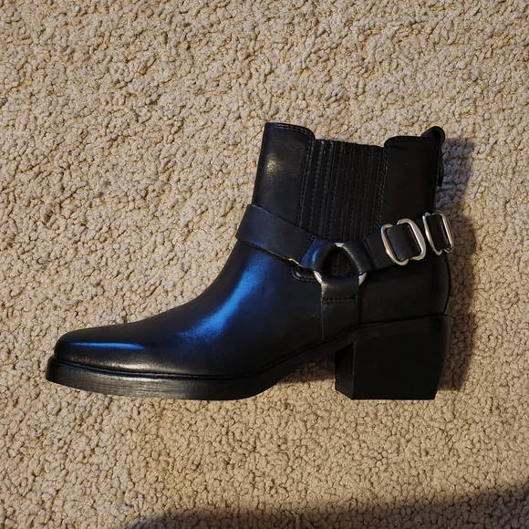 Sam Edelman bellamie black booties - Picture 3 of 13